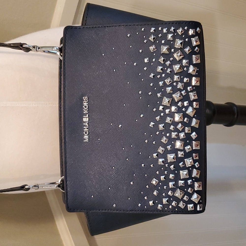 NWOT Michael Kors Selma stud messenger crossbody